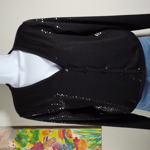 DG2 by Diane Gilman Layered Twin Set - Picture 11 of 12